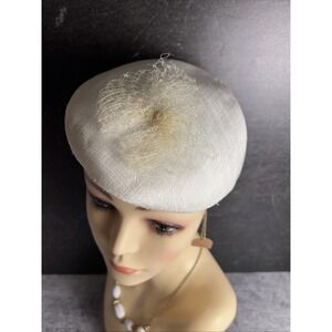 1950's Vintage Women's Beret White Fancy Hat Unmarked